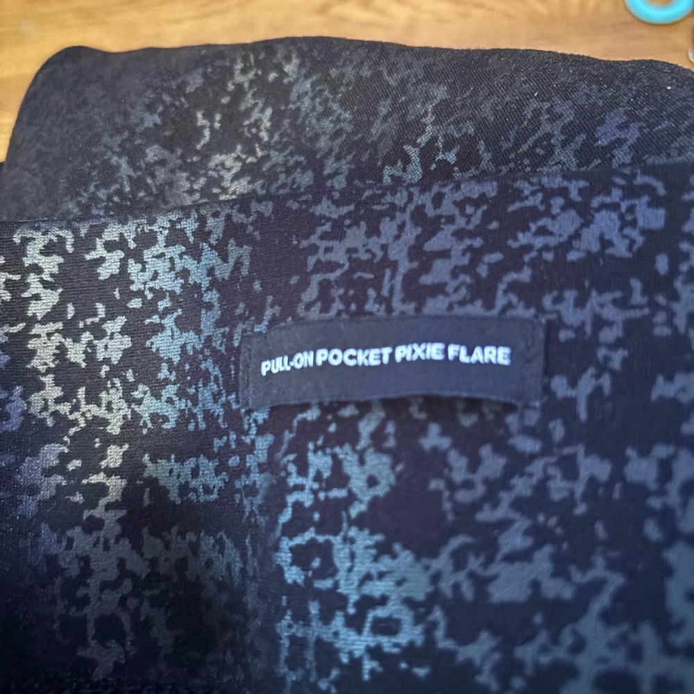 Torrid Textured Black Wide Leg Pants - Picture 9 of 9